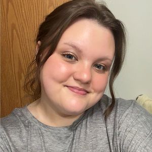 Meet your Posher, Faith